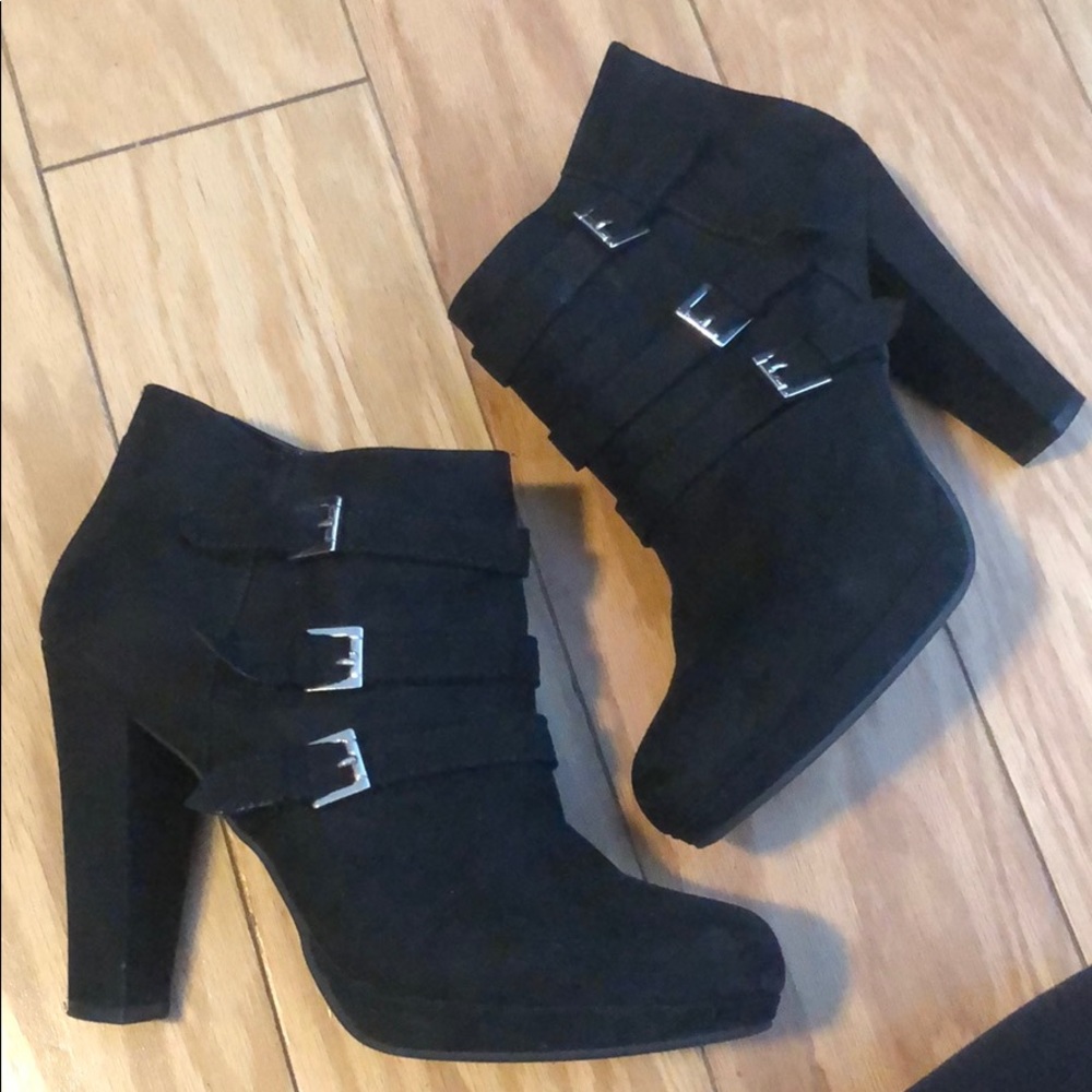 DONATED Report Black Booties